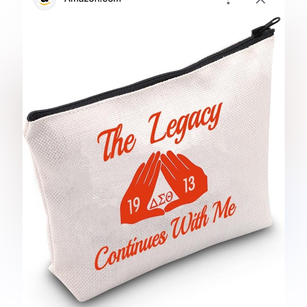 Cosmetics pouch